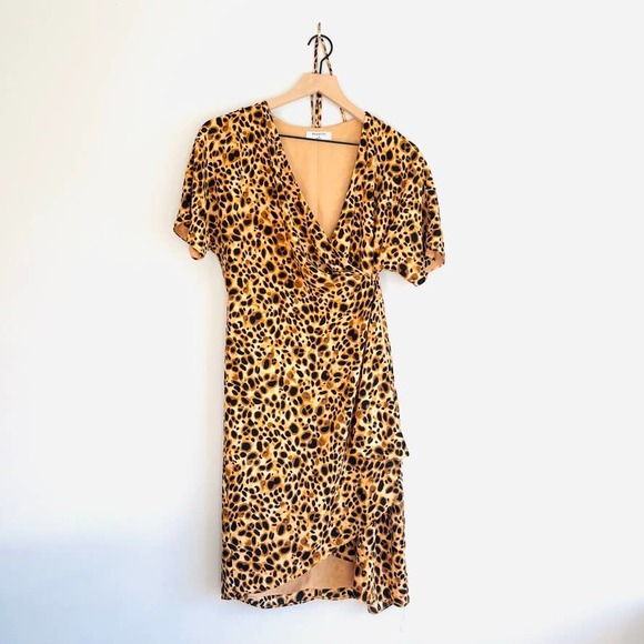 Aritizia Babaton Wallace Leopard Print Knee-Length V-Neck Wrap Dress Size M - Picture 2 of 9